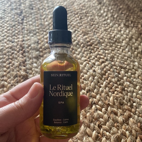 Selv Rituel •Le Rituel Nordique - Bath and body oil - Picture 4 of 7